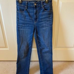 American Eagle High Waisted Jeans
